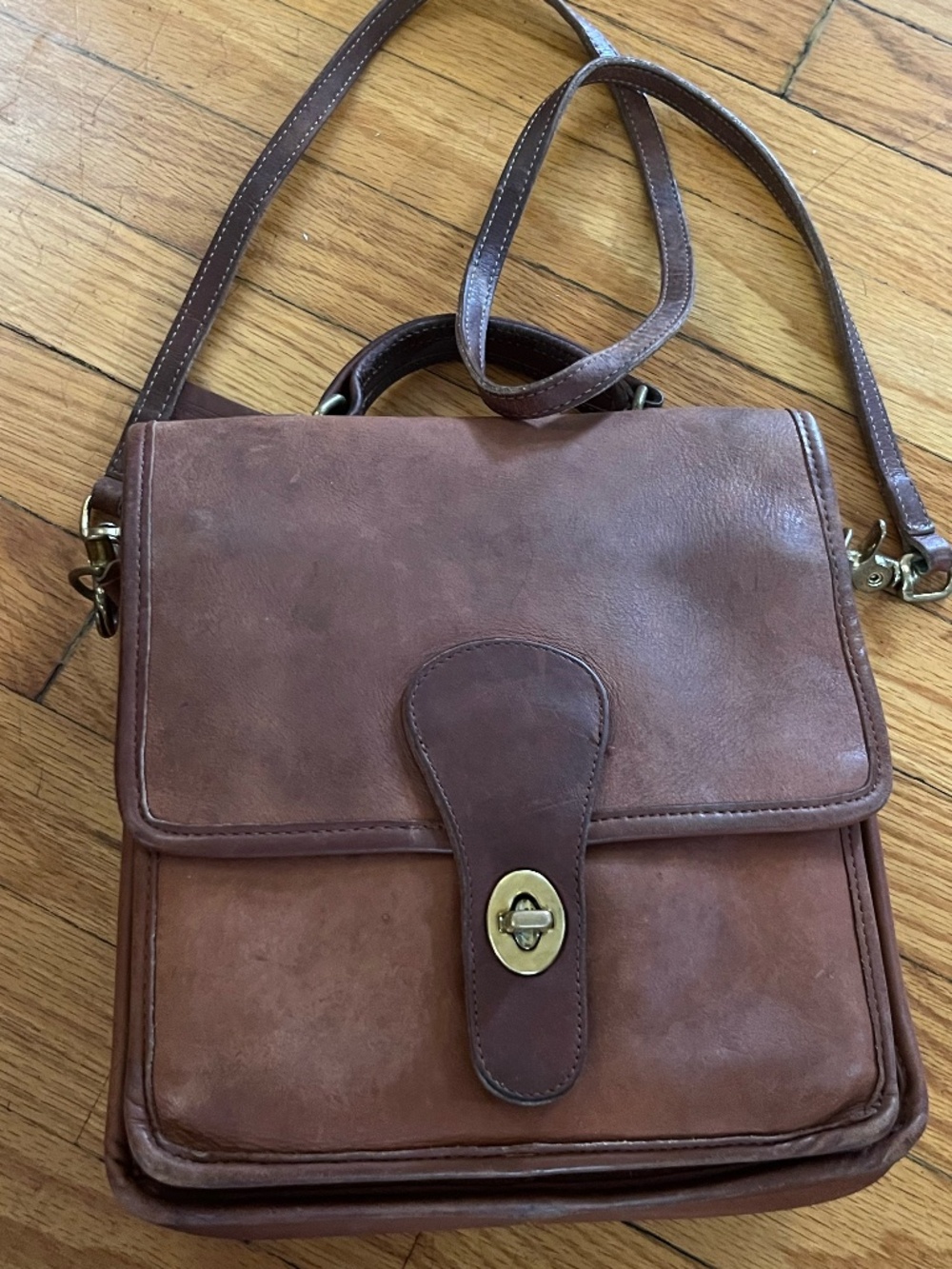 80s Coach Leather Crossbody Top Handle Station Bag